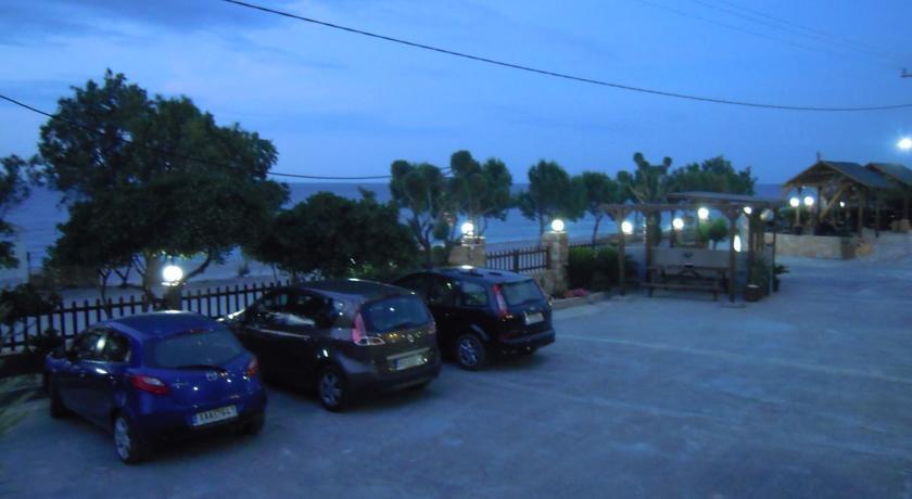 Almirikia Apartments Mourteri Exterior foto